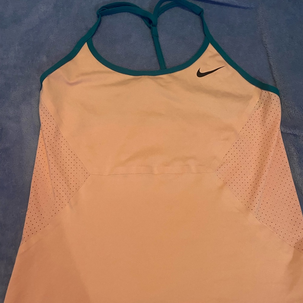 nike tank